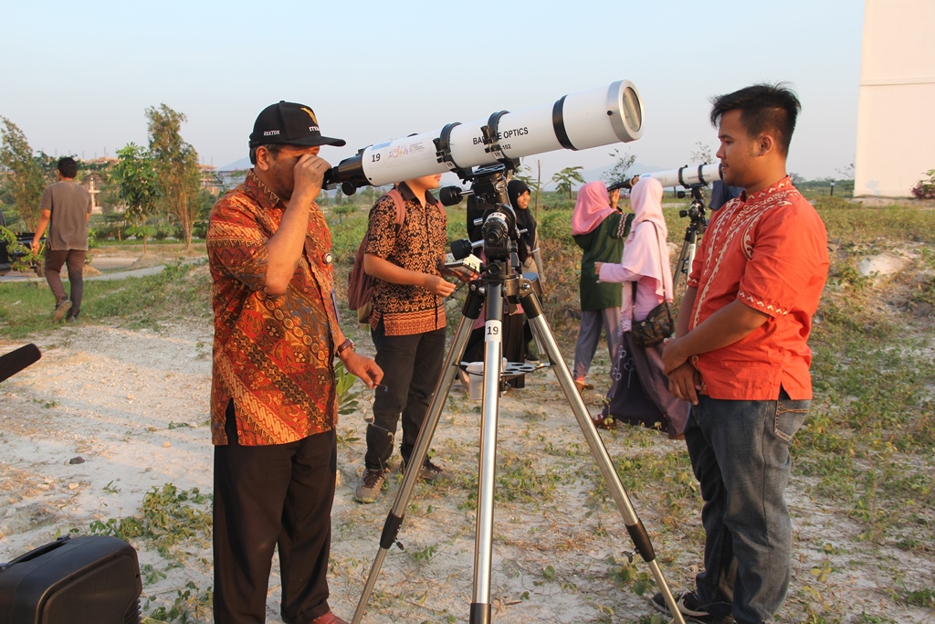 Puluhan Peserta Amati Hilal di ITERA