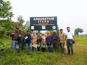 Tim BPDASHL Way Seputih – Sekampung Data Koleksi Arboretum ITERA