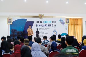 ITERA Fasilitasi Mahasiswa dan Alumni Terhubung dengan Dunia Kerja