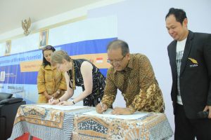 ITERA Tandatangani MoU dengan University of Leeds Inggris