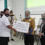 Gubernur Lampung Serahkan Beasiswa untuk Mahasiswa ITERA
