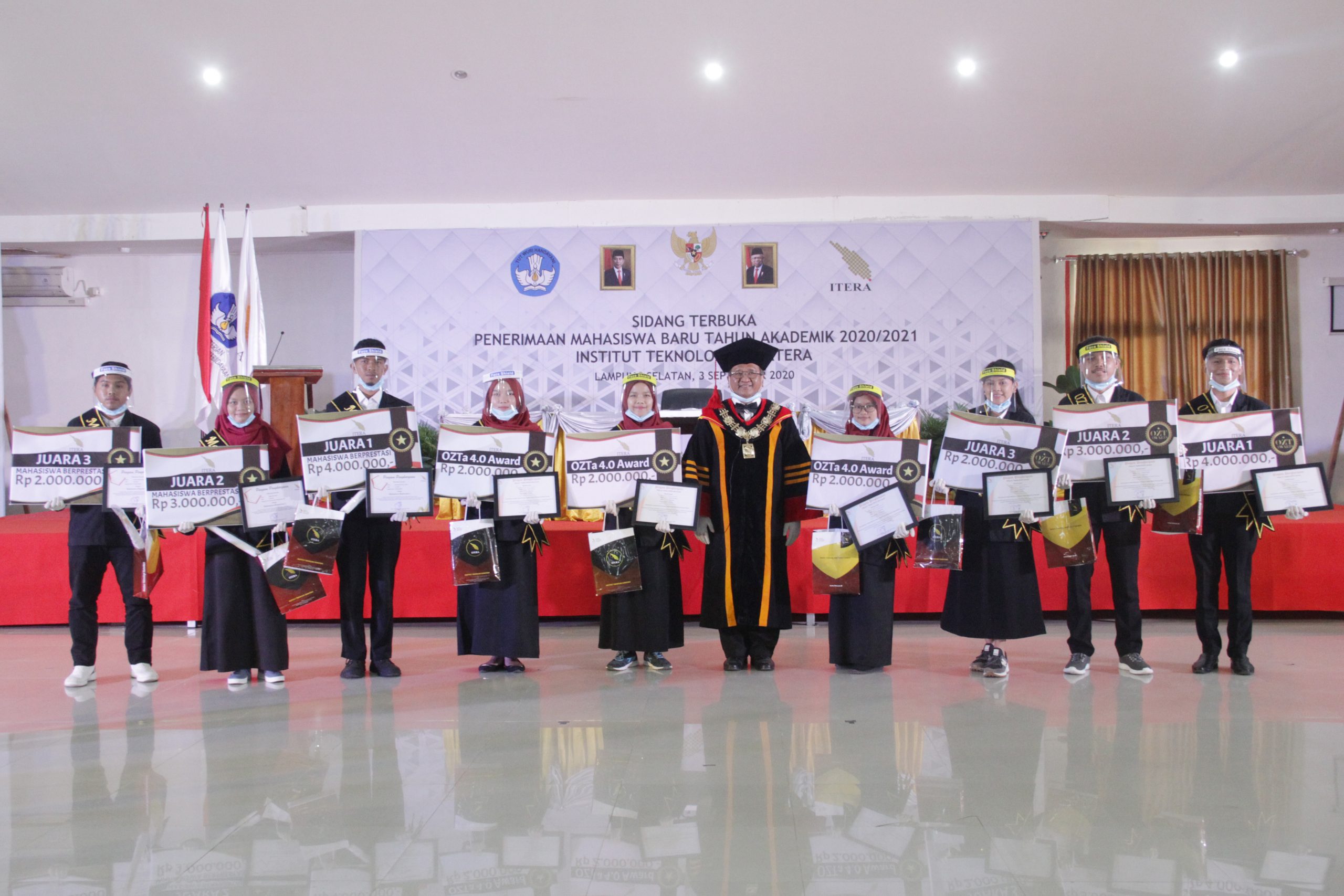 Sembilan Mahasiswa ITERA Terima Penghargaan Mahasiswa Berprestasi