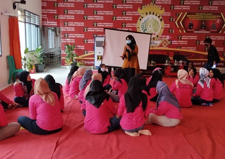 Dosen ITERA Bina Moral-Spiritual Warga Binaan Lapas Perempuan Kelas 2A Bandar Lampung