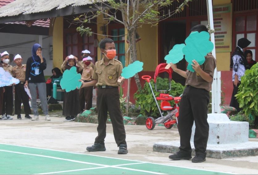 Dosen Arsitektur Lanskap ITERA Kenalkan Potensi Mangrove di Pesisir Barat