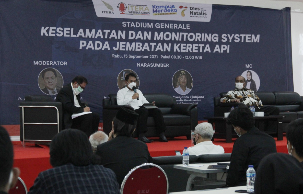 Studium General Teknik Perkeretaapian ITERA Bahas Keselamatan dan Monitoring System Jembatan Kereta Api