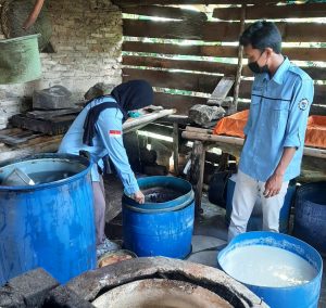 Tim ITERA Buat Filter Air Ramah Lingkungan untuk Pelaku UMKM