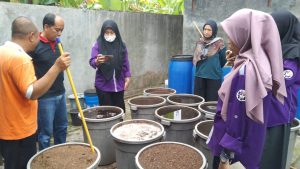 Olah Kayu Gaharu Prodi Teknik Kimia ITERA Kolaborasi Dengan UMKM