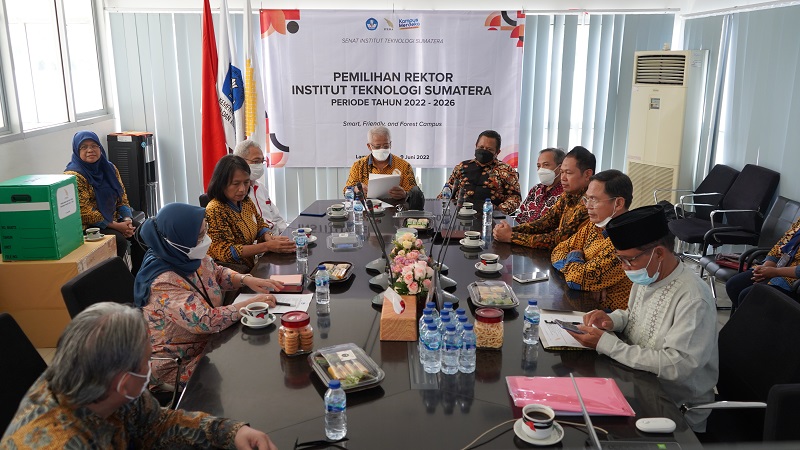 Senat ITERA Umumkan Prof I Nyoman Pugeg Aryantha Rektor Terpilih ITERA