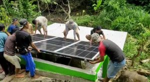 Dosen ITERA Terapkan PLTHM dan PLTS Terangi Dusun Batu Saeng Tanggamus