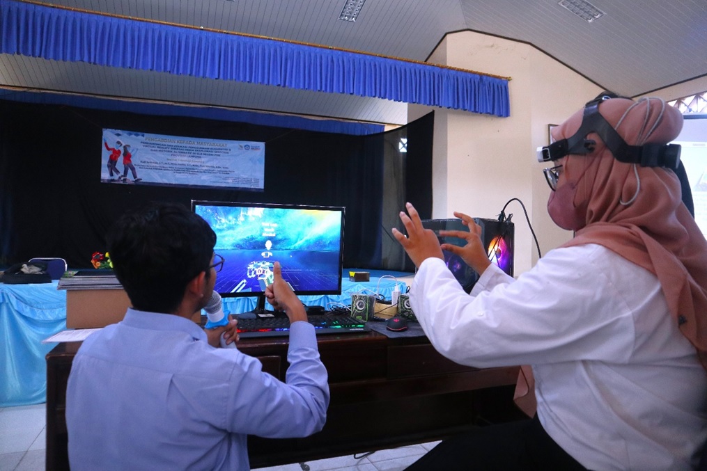 Dosen ITERA Latih Guru SLB Gunakan Teknologi VR Sebagai Media Pembelajaran Siswa