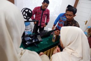 Dosen Teknik Biomedis ITERA Latih Guru Buat Media Pembelajaran Anatomi Manusia 3 Dimensi