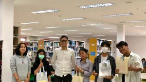 Peringati Hari Kunjung Perpustakaan ke-27 Perpustakaan ITERA Beri Hadiah Pengunjung