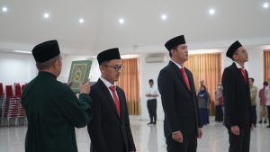 Lantik 6 Pejabat Baru, Rektor ITERA Tekankan Semangat Melayani Mahasiswa