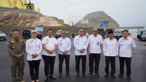 Hadiri Penanaman Pohon di Bakauheni Harbour City, Rektor ITERA Tekankan Pentingnya Pelestarian Alam