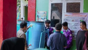 Gunakan Fermentor Sederhana, Tim Teknik Kimia ITERA Olah Sampah Organik jadi Pupuk Cair