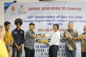 SM-IAGI ITERA Diskusi Peluang Profesi di Bidang Geologi