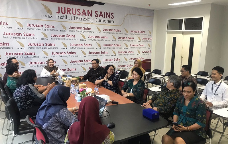 Jurusan Sains ITERA Terima Kunjungan Kerja Sama Universitas Udayana