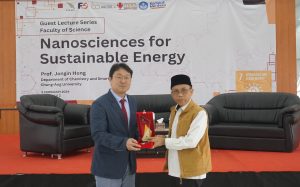 Bahas Energi Berkelanjutan Fakultas Sains Itera Hadirkan Profesor Chung-Ang University Korea