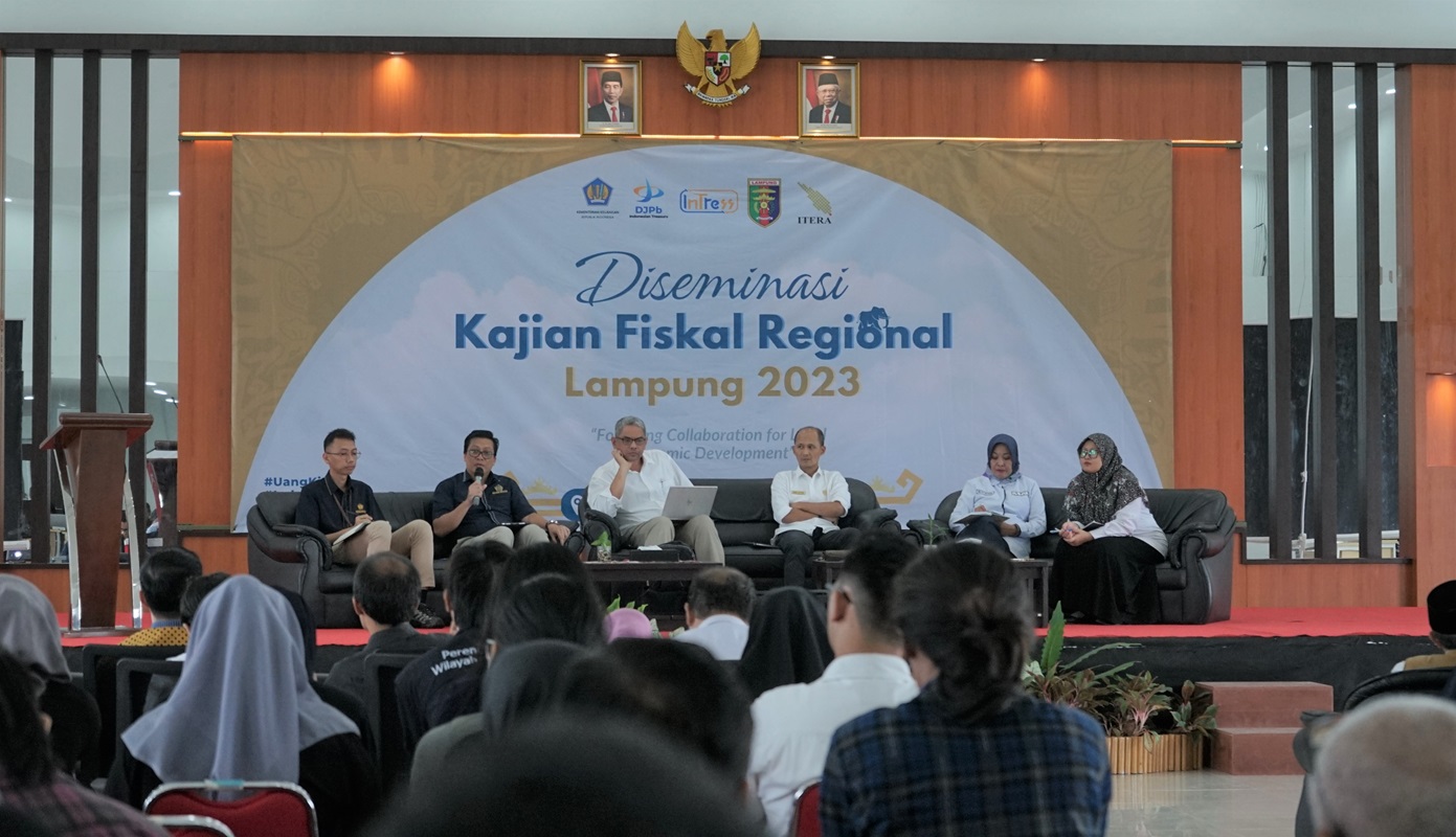 Gelar Diseminasi Kajian Fiskal Regional di Itera, Kanwil DJPb Lampung Ajak Mahasiswa Pahami APBN