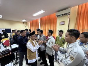 Hari Pertama Kerja Usai Libur Lebaran, Rektor dan Pimpinan Itera Halalbihalal Sambangi Unit Kerja