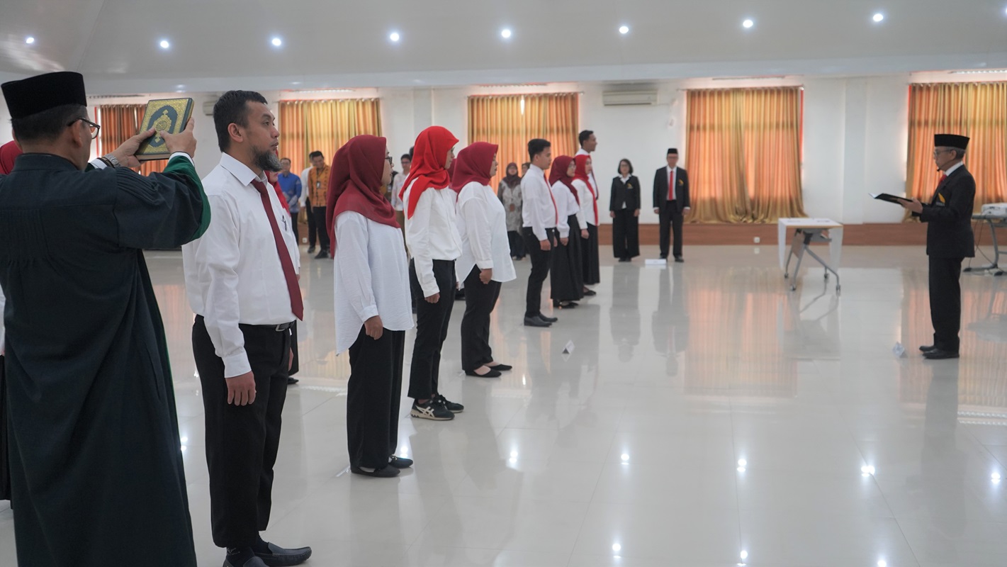 Lantik 13 PPPK Dosen dan Tendik, Rektor Itera Tekankan Peningkatan Karya dan Inovasi untuk Paten