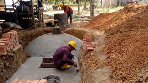 Dosen Teknik Kimia Itera Bangun Reaktor Fixed Dome di Lampung Timur, Sulap Kotoran Sapi Jadi Biogas