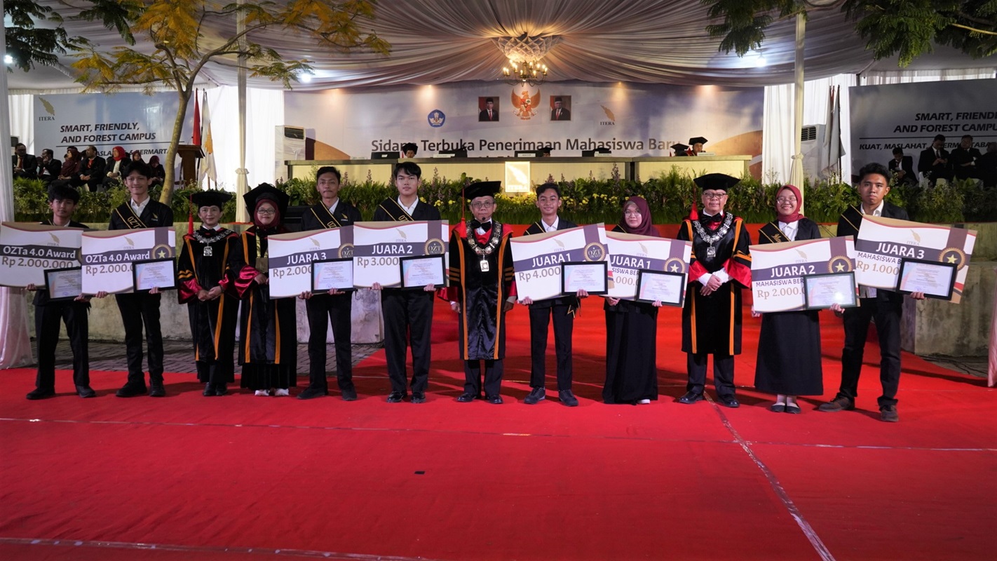 Rektor Itera Anugerahkan OZT dan OZTa 4.0 Award 2024   