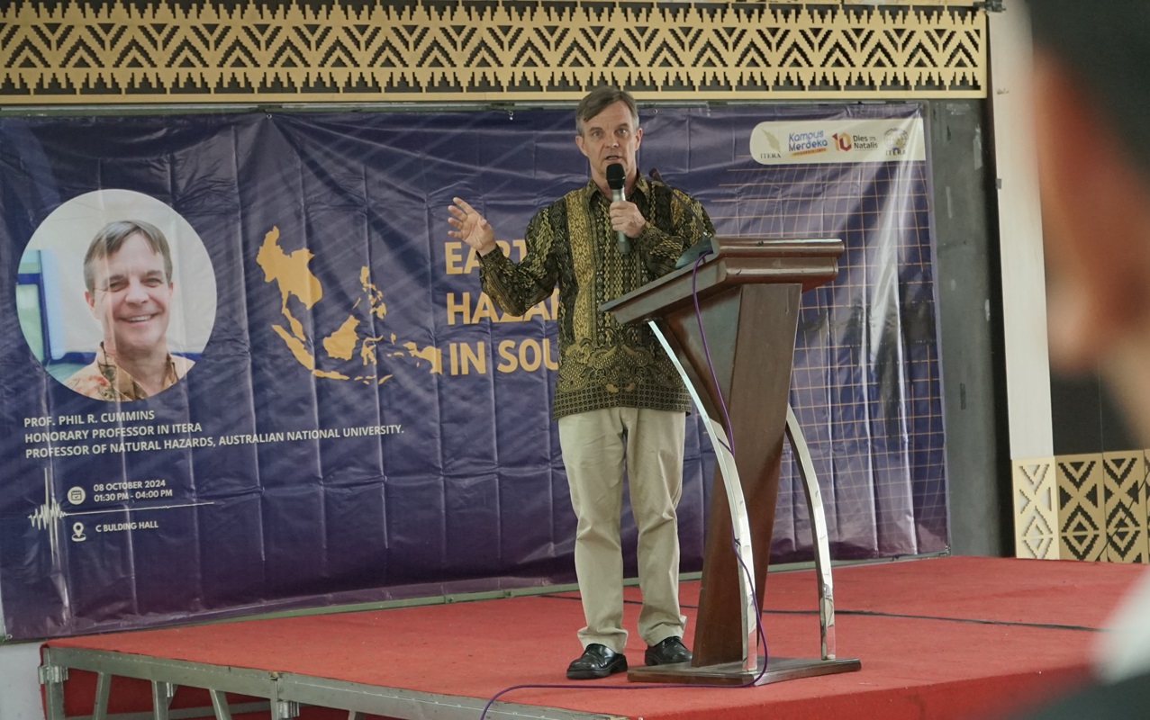 Hadirkan Honorary Professor dari Australian National University, Itera Bahas Risiko Gempa Bumi di Asia Tenggara