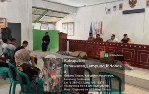 Kolaborasi dengan Desa Sungai Langka, Teknik Lingkungan Itera Sosialisasikan Lubang Biopori untuk Dukung Pengelolaan Air dan Sampah