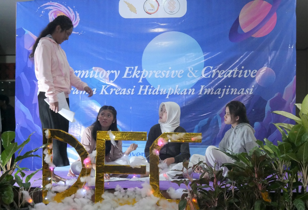 Dormitory Expressive & Creative 2024: Pentas Seni Cendikia Asrama Itera Eratkan Kekeluargaan dan Asah Kreativitas