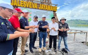 Itera Bersama PTPN I Regional IV Tanam 1.000 Mangrove di Pesawaran