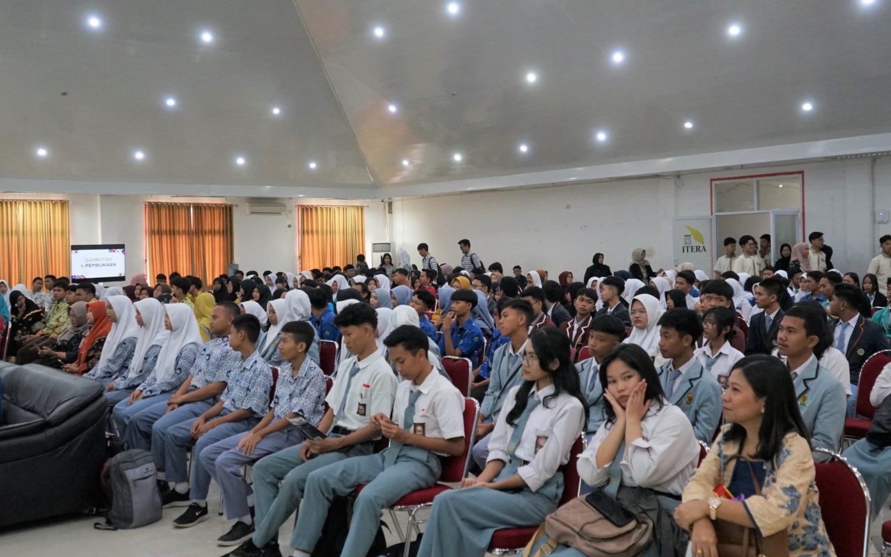 Fisika Open Day 2025, Sensasi Kuliah Sehari di Prodi Fisika Itera
