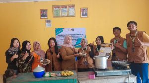 Mahasiswa KKN Itera Olah Limbah Kulit Pisang Jadi Selai di Pekon Ampai