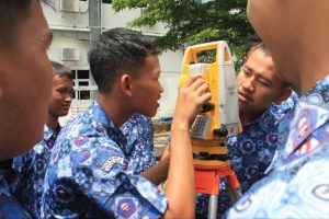 Siswa SMA Negeri 3 Unggulan Kayu Agung Antusias Mengenal Prodi di FTIK Itera