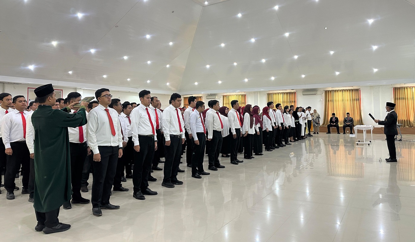 Lantik 206 PNS Baru, Rektor Itera Ajak Wujudkan Perguruan Tinggi Berkelas Dunia