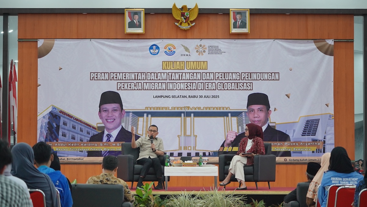 Isi Kuliah Umum di Itera, Menteri P2MI Ajak Mahasiswa Manfaatkan Peluang Karier Global