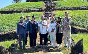 Prodi Fisika Itera Dukung Kementerian Kebudayaan Lestarikan Situs Taman Purbakala Pugung Raharjo