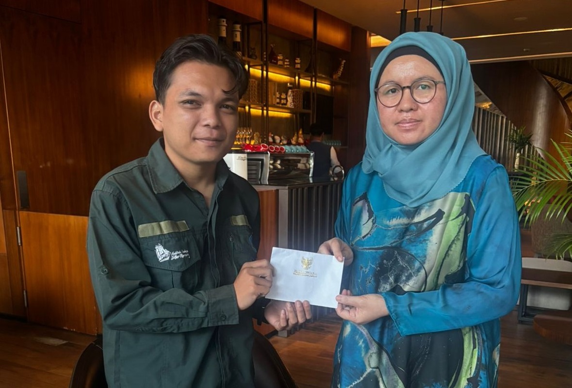 Jadi Pemuda Inspiratif Pendamping Halal, Alumni Itera Hanafi Pane Raih Umrah Gratis dari BPJPH RI