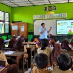 Bangun Kepedulian Lingkungan Sejak Dini, Prodi Teknik Lingkungan Itera Ajak Siswa SD Belajar Komposting Takakura