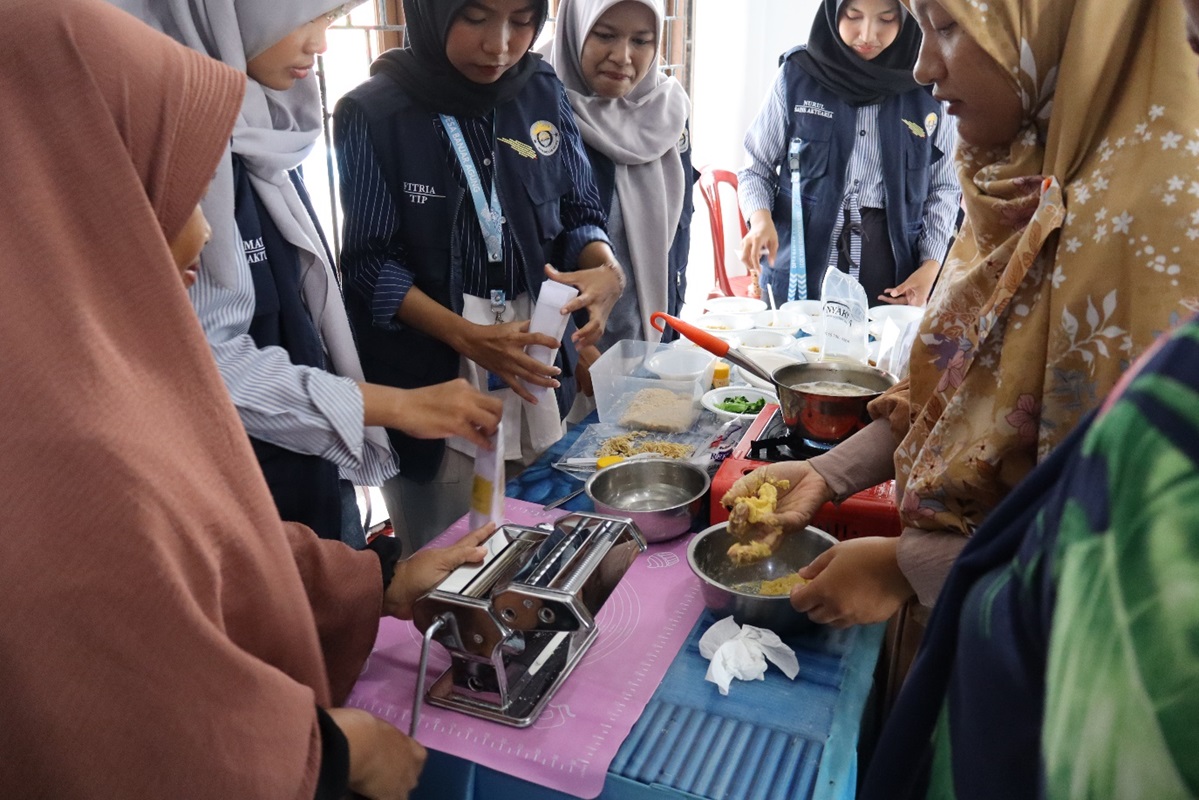 Dukung Ekonomi Desa, Dosen Itera Edukasi Pemanfaatan Olahan Jagung