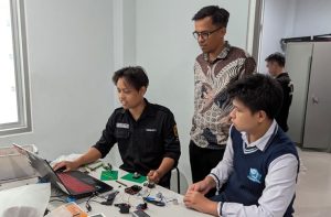 Prodi Fisika Itera Berhasil Bina Siswa Lampung Lolos OPSI Nasional 2025