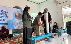 Dosen Teknik Lingkungan Itera Perkuat Literasi Air Bersih dan Sanitasi Masyarakat Purwodadi Dalam