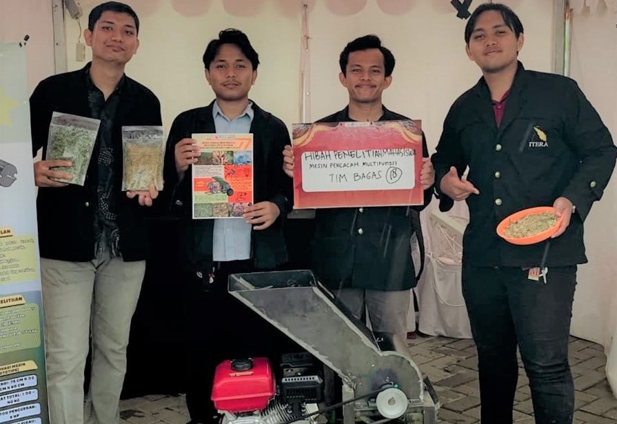 Mahasiswa Teknik Mesin Itera Berhasil Kembangkan Mesin Pencacah Multifungsi Modular untuk Limbah Pertanian dan Plastik   