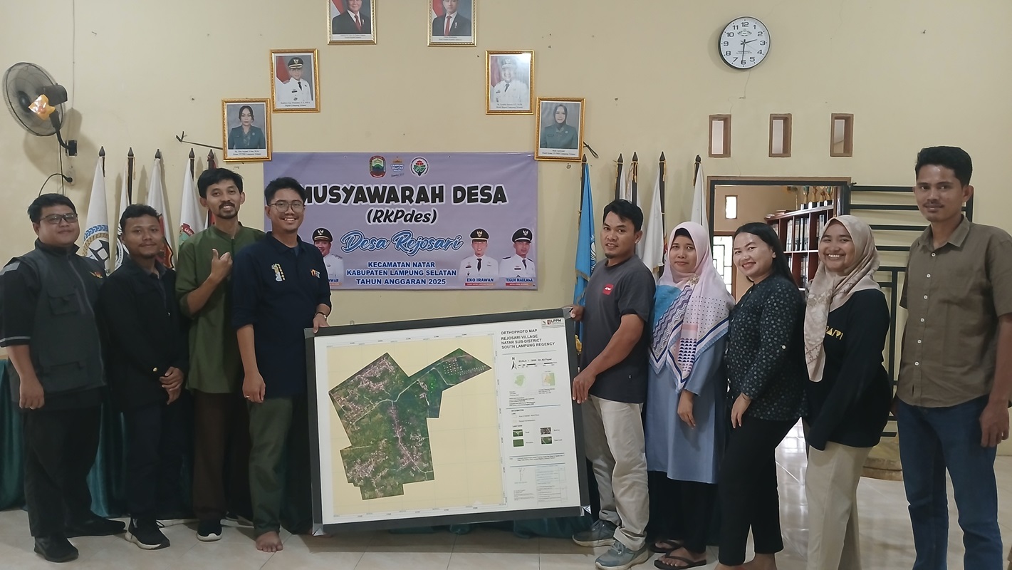 Itera Serahkan Peta Digital ke Desa Rejosari untuk Perkuat Tata Kelola Berbasis Spasial