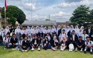 Resmi Jadi UKM, Angso Duo Itera Sosialisasikan Jalur Masuk Kampus ke Pelajar Jambi