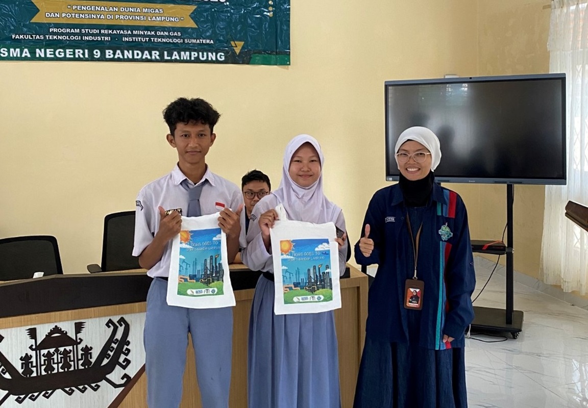 Itera Kenalkan Prospek Industri Minyak dan Gas kepada Pelajar SMA