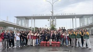 Kolaborasi IKM, UKM Sriwijaya dan Lancang Kuning Kompak Gelar Aksi Berbagi Takjil