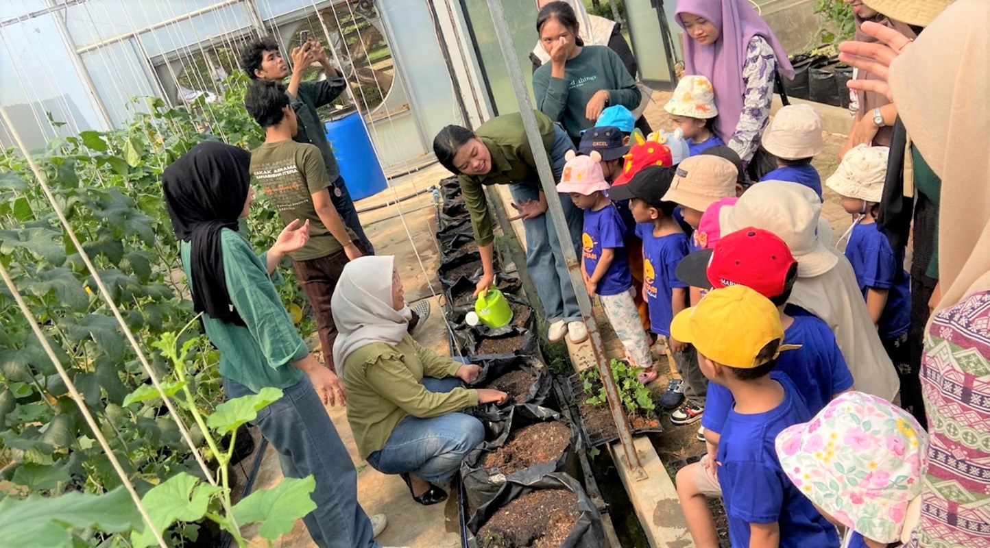 Iterahero Hadirkan Wisata Edukasi Smart Farming bagi Anak dan Masyarakat