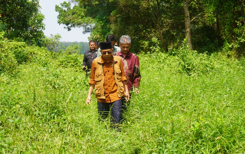 You are currently viewing Rektor Itera Terpilih Prof. Elfahmi Tinjau Fasilitas dan Kawasan Pengembangan Kampus