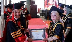 Read more about the article Kisah Wisudawan Terbaik Itera, Berhasil Jadi Sarjana Berkat Beasiswa KIP Kuliah